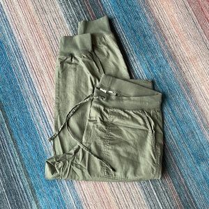 Gap Olive joggers. Womens L